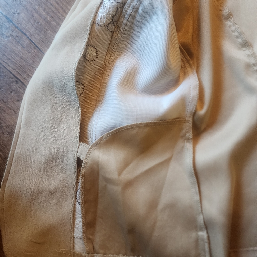 Serengeti Embroidered Blazer Micro Suede Tan Large โ - Picture 10 of 11